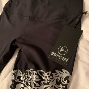 🆕90 degree by Reflex Leggings